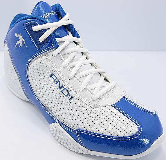 AND1 Mucho Gusto Mid アンドワン ムチョ ガスト ミッド(White/Royal)