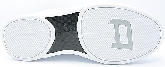 AND1 Tai Chi TGR Mid アンドワン タイチ TGR ミッド(White/Silver)