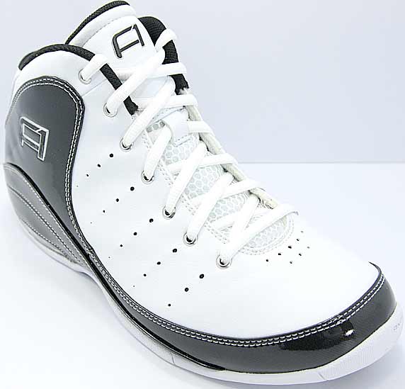 AND1 Triple A+ Mid アンドワン トリプル エープラス ミッド(White/Black/Silver)