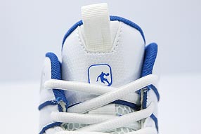 AND1 Stagger Mid アンドワン スタッガー ミッド(White/Royal)