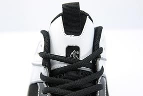 AND1 Stagger Mid アンドワン スタッガー ミッド(Black/White)