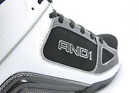 AND1 Stagger Mid アンドワン スタッガー ミッド(Black/White)