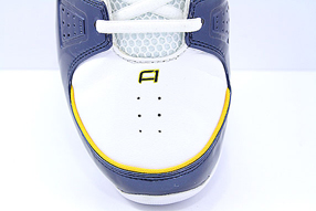 AND1 Storm Mid アンドワン ストーム ミッド(White/Navy/Gold)