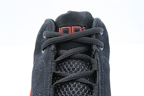 AND1 Ambush Mid アンドワン アンブッシュ ミッド(Black/V.Red)