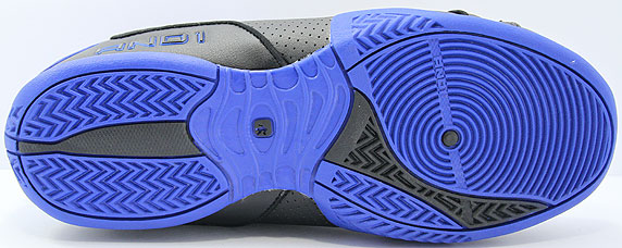 AND1 Assault Mid アンドワン アサルト ミッド(Black/Royal/Black)