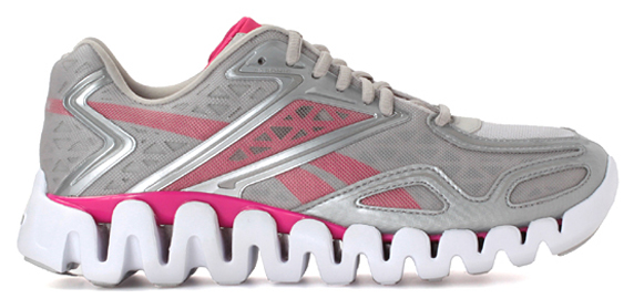 Reebok ZIGSONIC リーボック ジグソニック(STEEL/SILVER/MAGENTA)