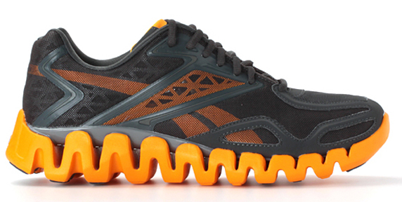 Reebok ZIGSONIC リーボック ジグソニック(GRAVEL/THROWING LIGHT)