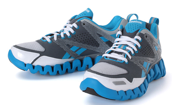 Reebok ZIGRETURN XT リーボック ジグリターン XT(GRAPHITE/MARINE BLUE)