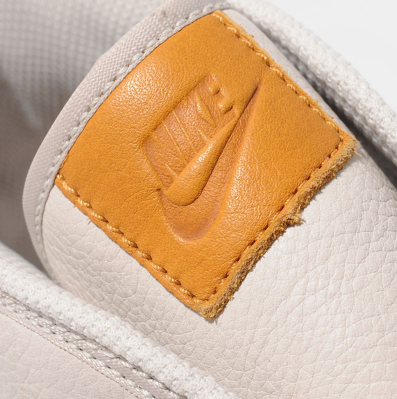 Nike Toki size? Exclusive ナイキ トキ size? 別注(Bone/Team Orange/White)