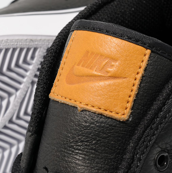 Nike Toki size? Exclusive ナイキ トキ size? 別注(Black/Team Orange/White)