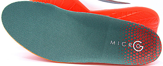 Under Armour Black Ice Micro G アンダーアーマー ブラック アイス マイクロ ジー(White/Black/Forest)